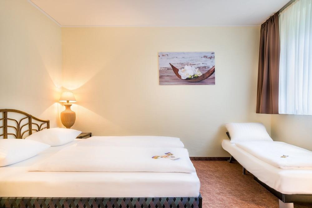 Novum Silence Garden Brück Hotel 4*