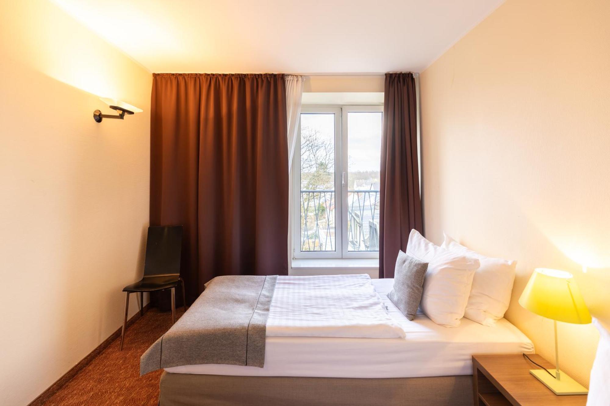 Novum Silence Garden Brück Hotel 4*
